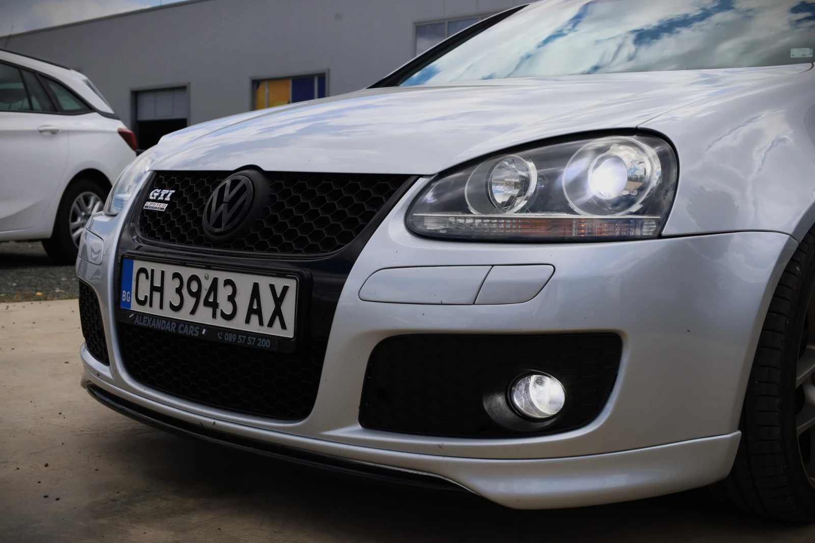 VW Golf 5 2.0 TDI BKD, снимка 7 - Автомобили и джипове - 54910718