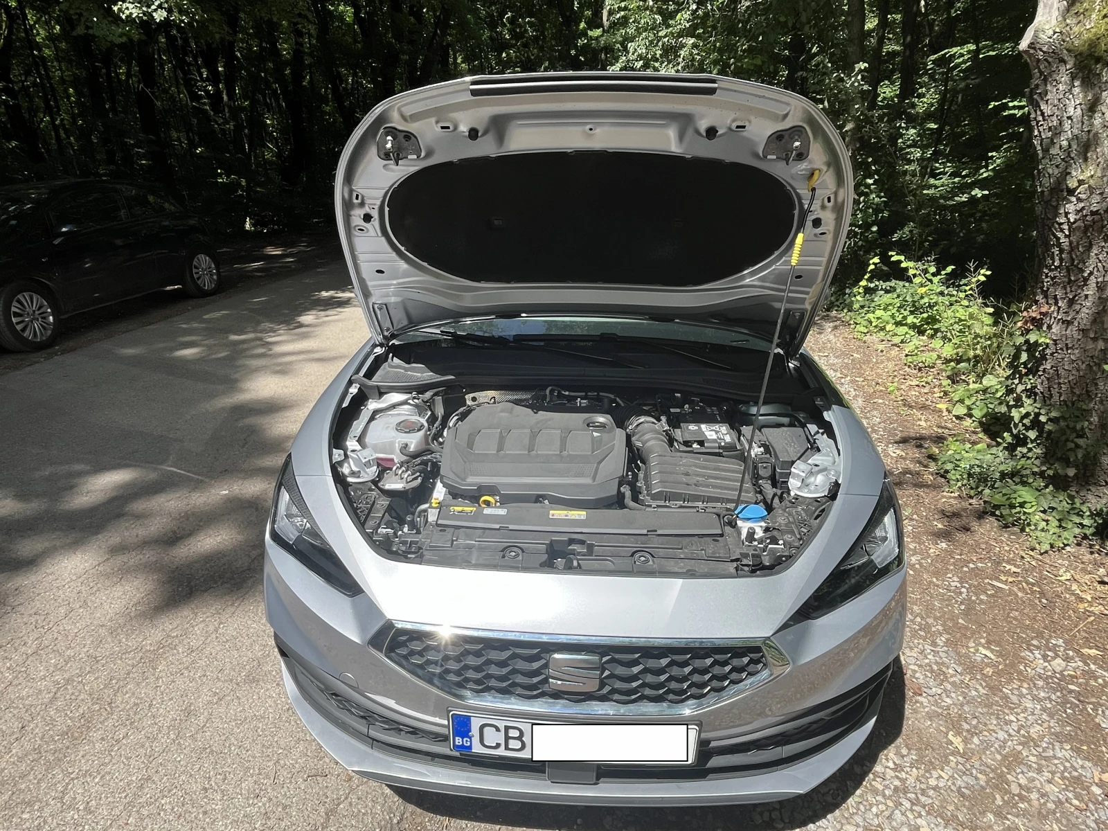 Seat Leon, снимка 5 - Автомобили и джипове - 55162318