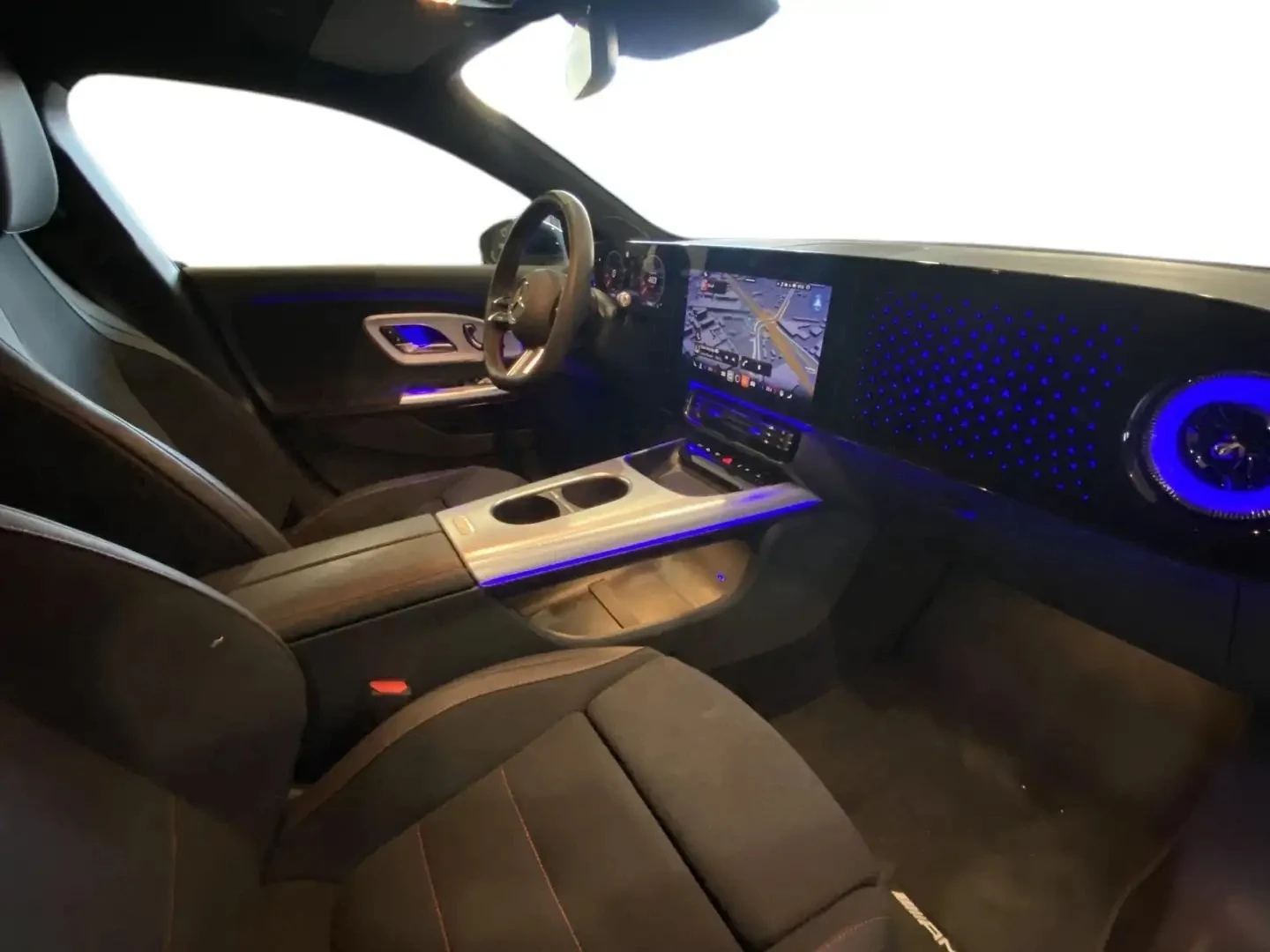 Mercedes-Benz CLA 350 85 kWh EQ Technology 4MATIC, снимка 9 - Автомобили и джипове - 55301411