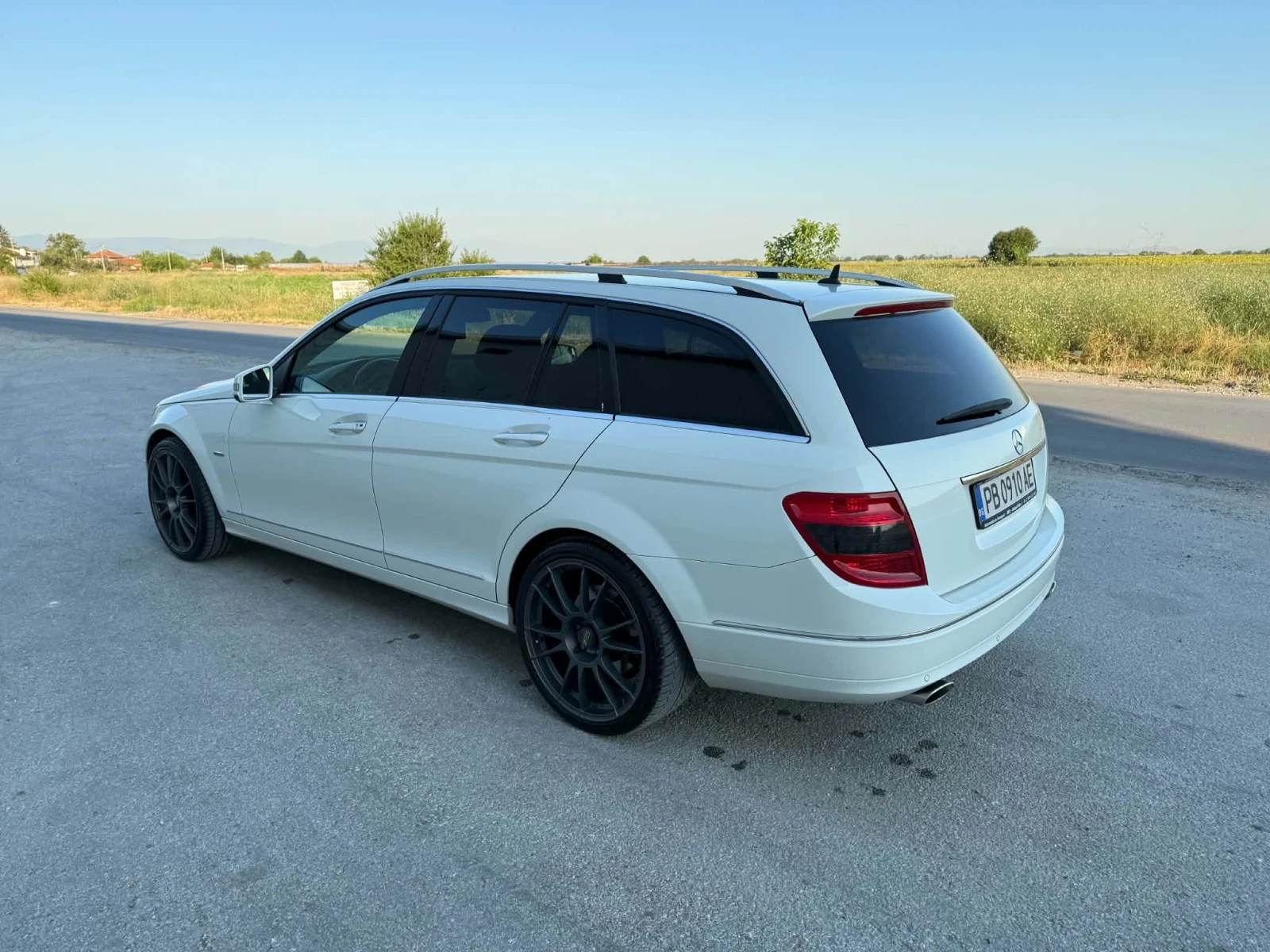 Mercedes-Benz C 350, снимка 12 - Автомобили и джипове - 55516136