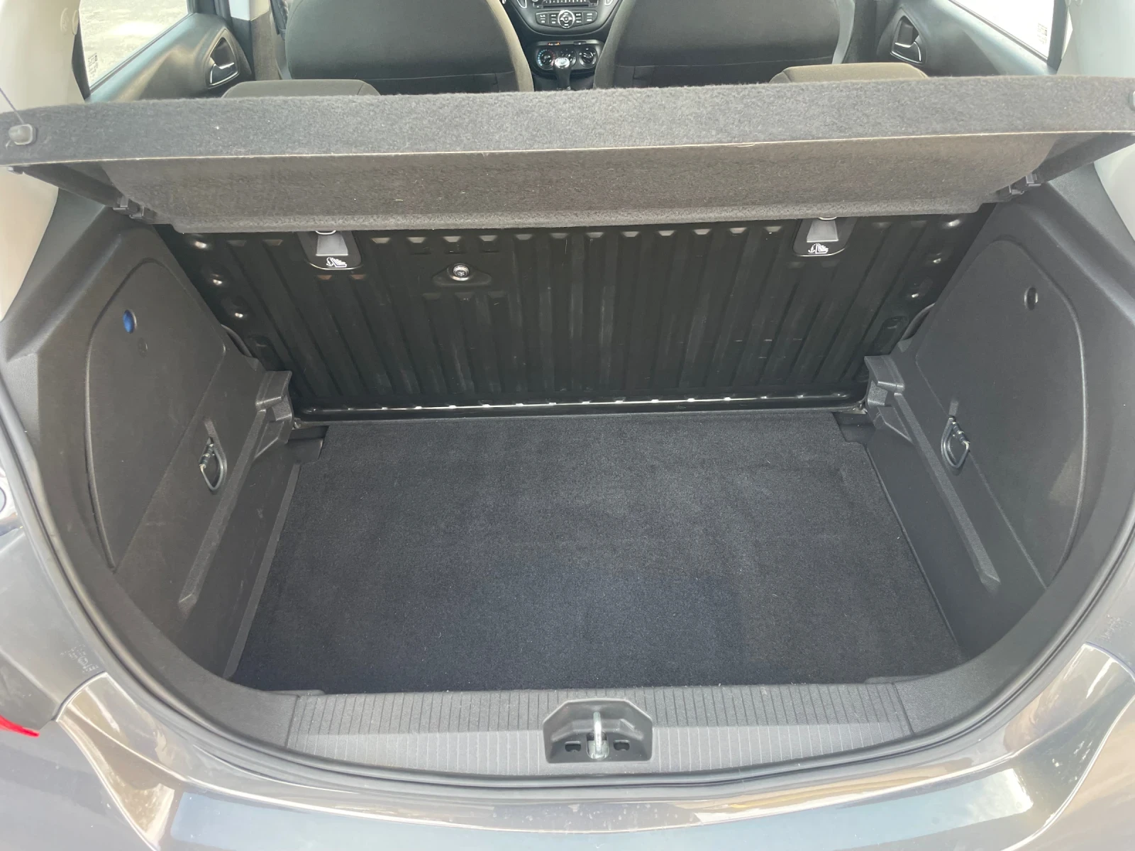 Opel Corsa 1.4 Бензин/Газ, снимка 10 - Автомобили и джипове - 55517146