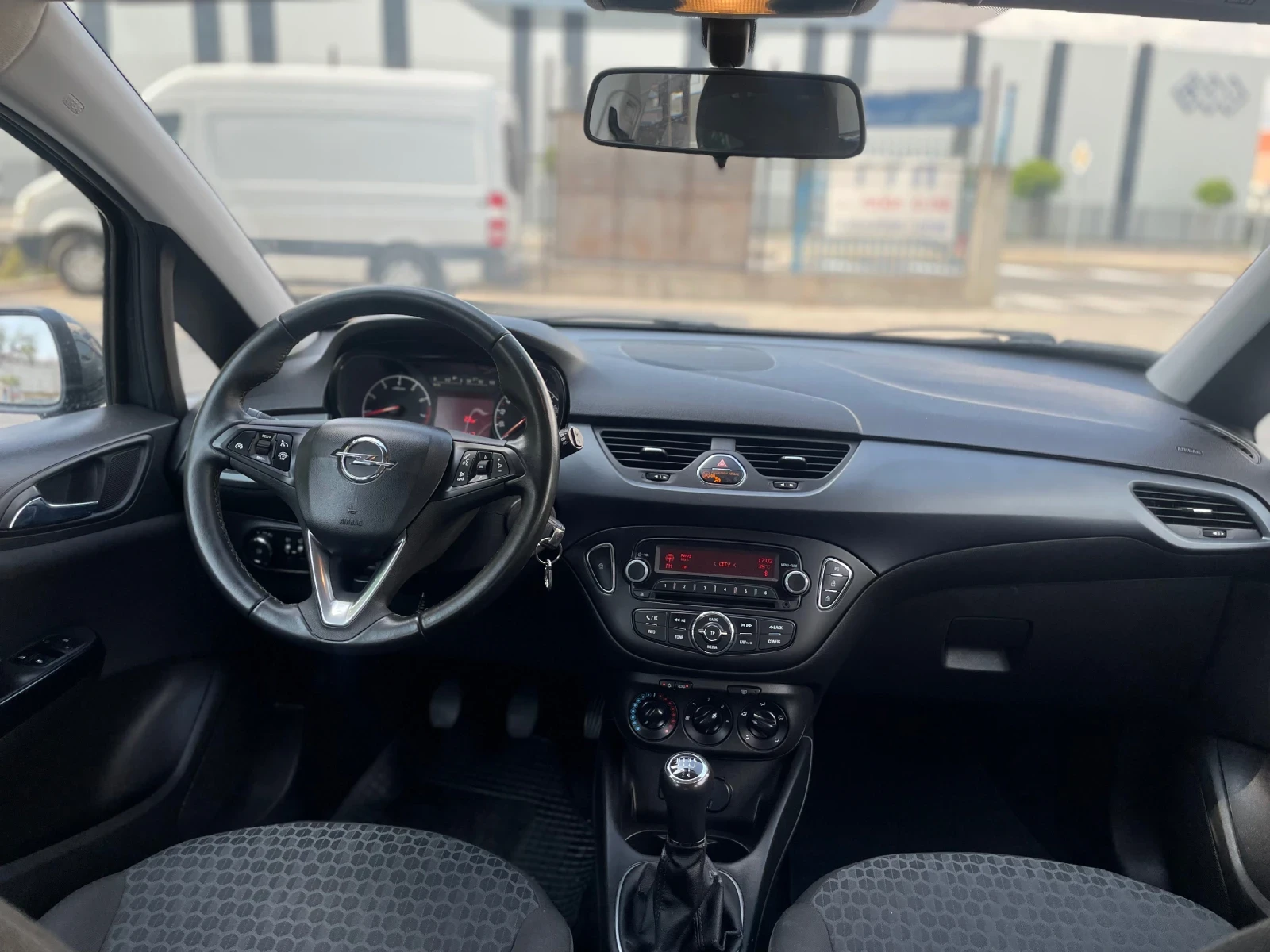 Opel Corsa 1.4 Бензин/Газ, снимка 9 - Автомобили и джипове - 55517146