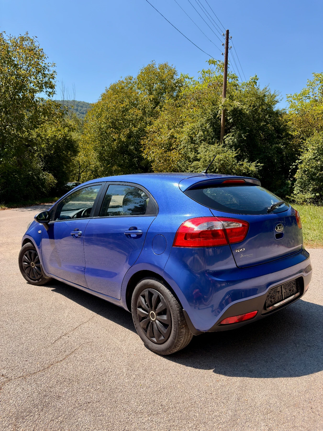 Kia Rio 1.25i, снимка 6 - Автомобили и джипове - 55624530
