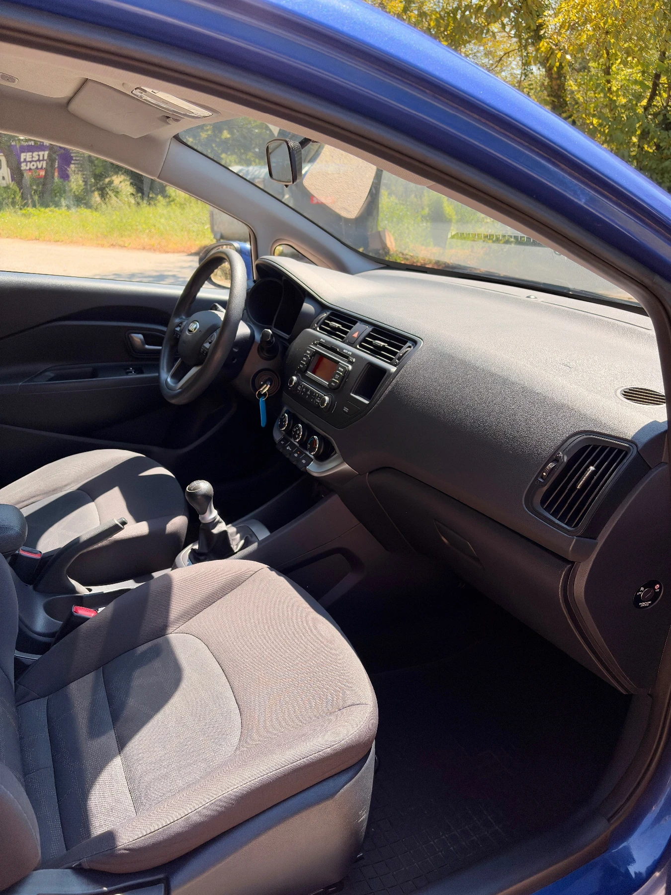 Kia Rio 1.25i, снимка 10 - Автомобили и джипове - 55624530