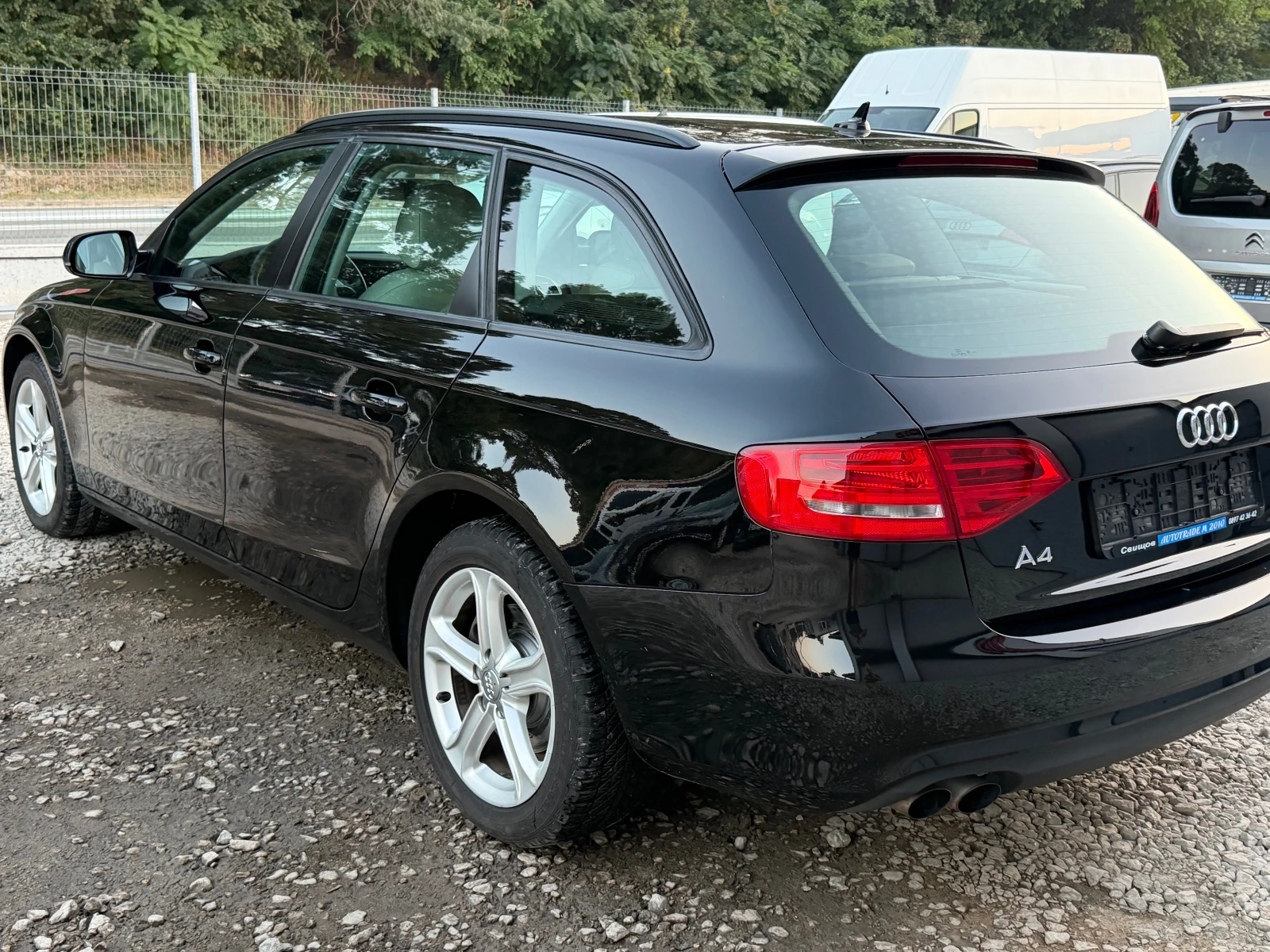 Audi A4 2.0TDI* FACE* NAVI* 6SPEED* KOJA, снимка 6 - Автомобили и джипове - 55633546