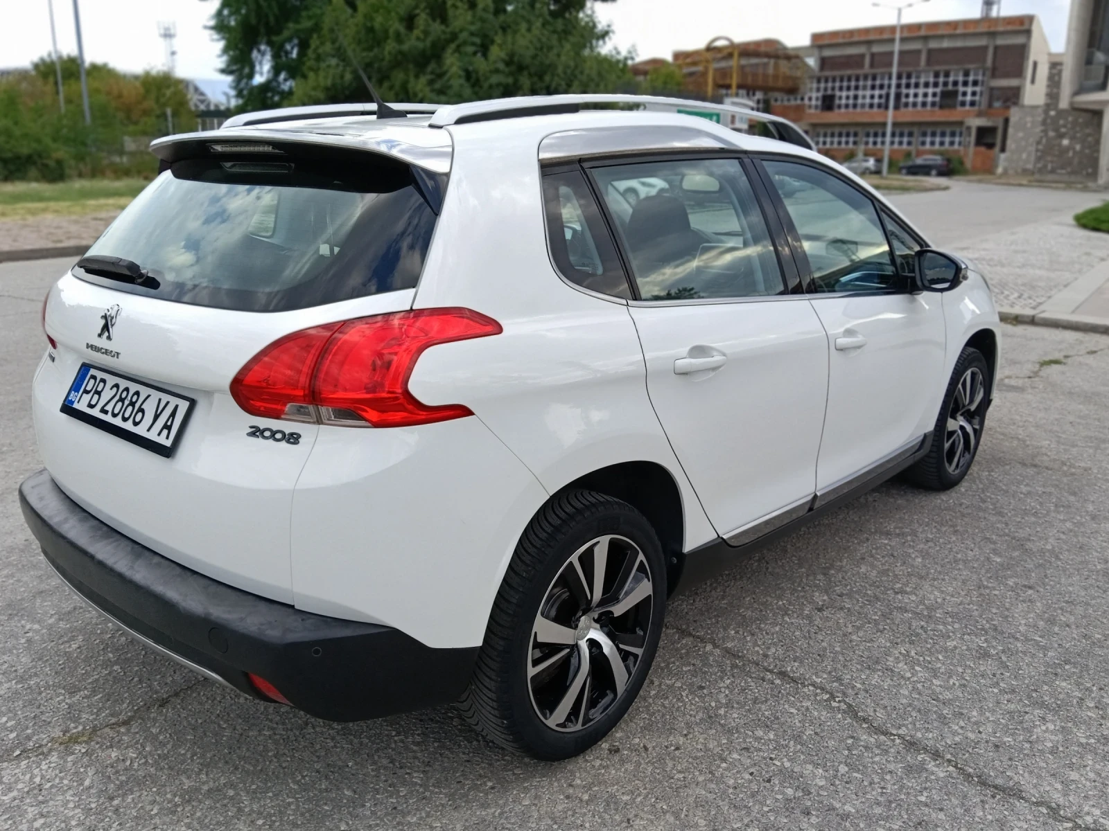 Peugeot 2008, снимка 6 - Автомобили и джипове - 55787770