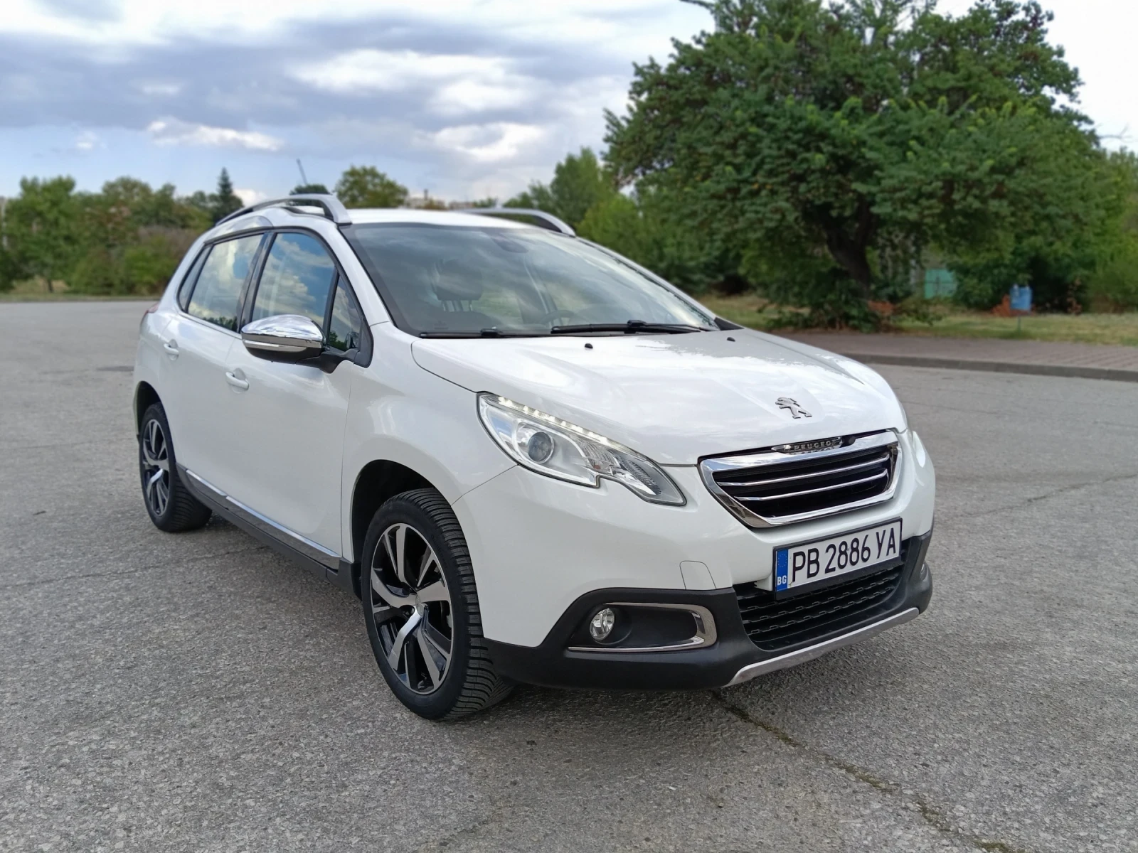Peugeot 2008, снимка 8 - Автомобили и джипове - 55787770