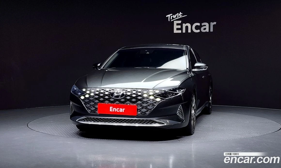 Hyundai Grandeur 2.5 Premium Choice, снимка 3 - Автомобили и джипове - 56156081