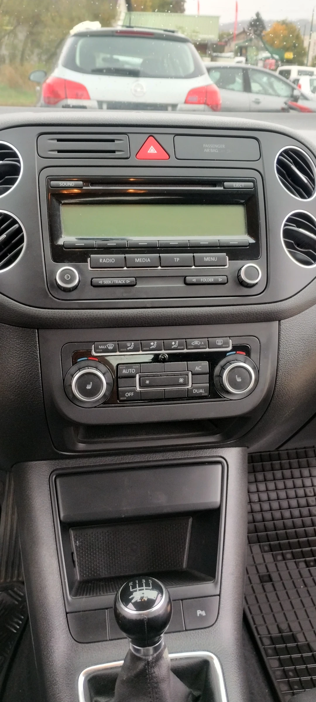 VW Golf Plus 1.6i 102k.c. | Mobile.bg � ����������� 11