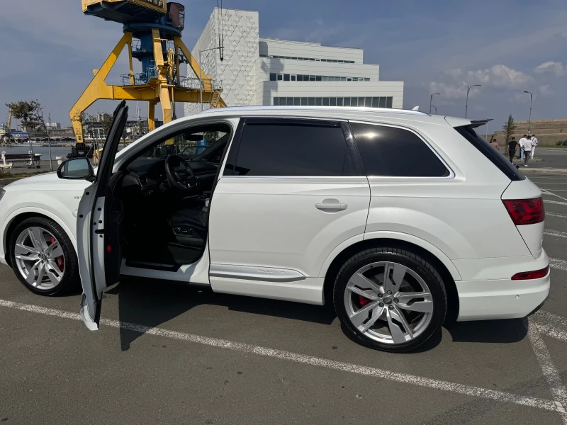 Audi SQ7, снимка 15 - Автомобили и джипове - 47524667