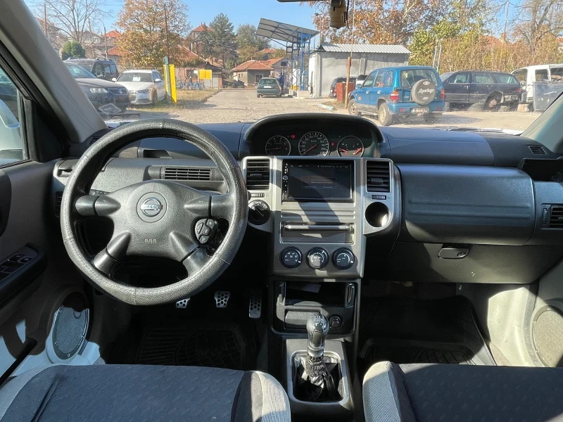 Nissan X-trail 2.2dCi* 4x4, снимка 6 - Автомобили и джипове - 47897314