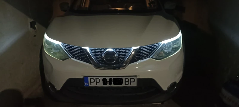 Nissan Qashqai, снимка 2 - Автомобили и джипове - 48547742