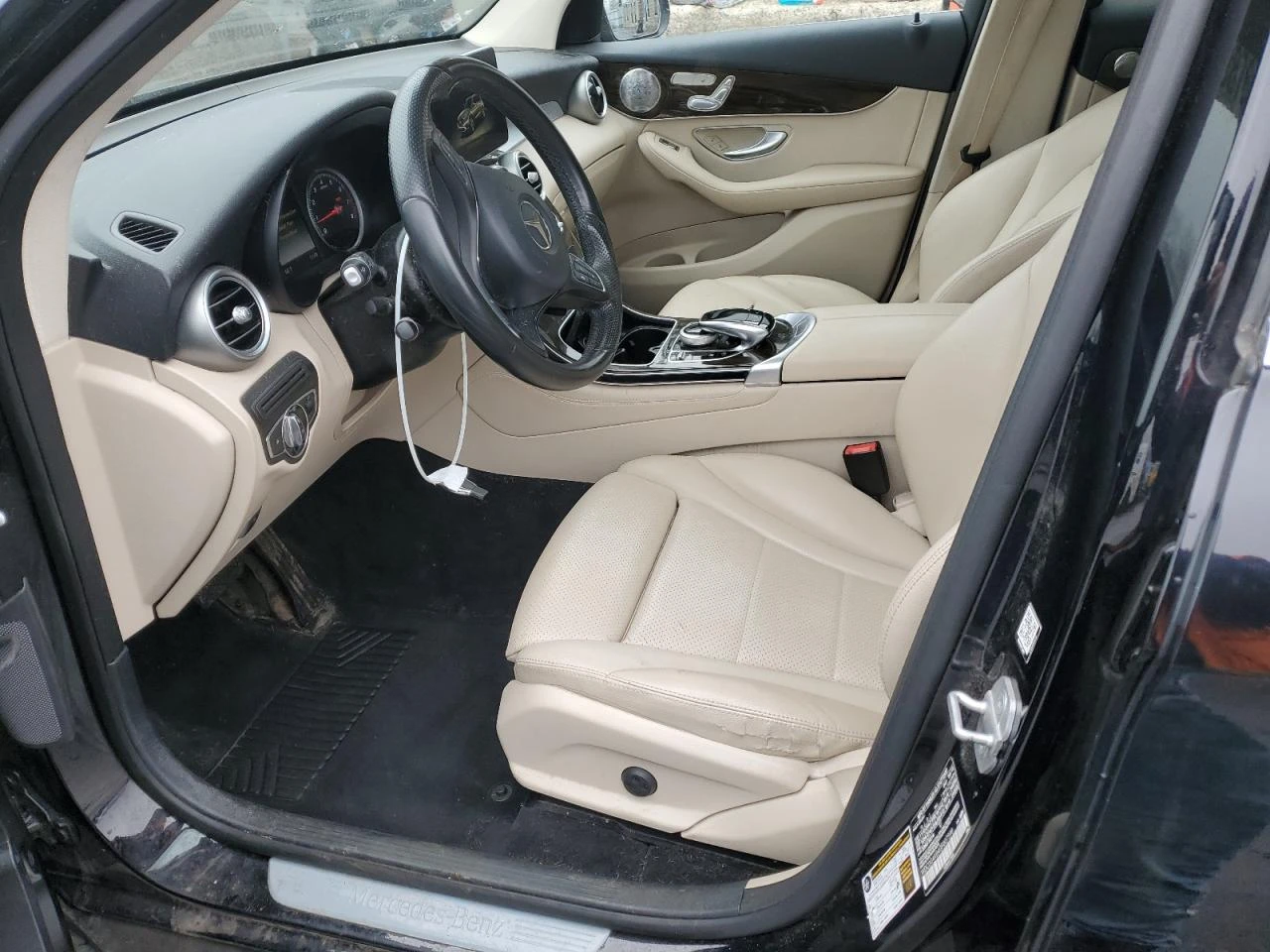 Mercedes-Benz GLC 300 4MATIC* BURMESTER* ПАНОРАМА* ПОДГРЕВИ - изображение 7