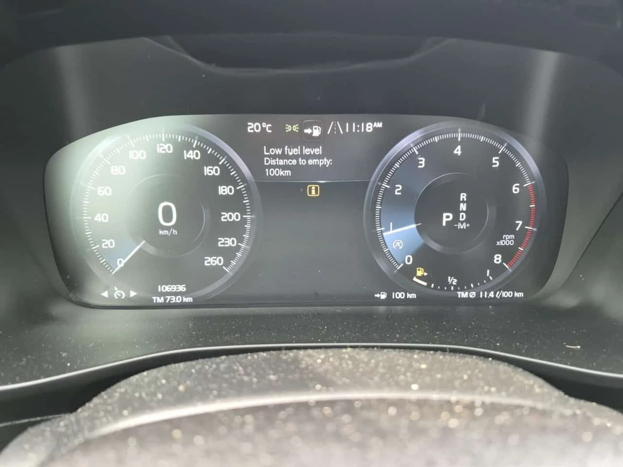 Volvo XC40 * R DESIGN * CARFAX * 2 КЛЮЧА * ПАНОРАМА * ПОДГРЕВ, снимка 9 - Автомобили и джипове - 54068874