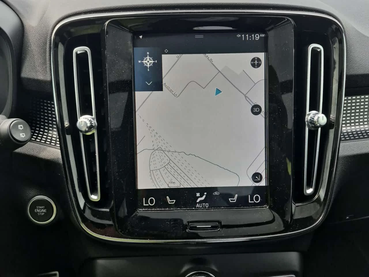 Volvo XC40 * R DESIGN * CARFAX * 2 КЛЮЧА * ПАНОРАМА * ПОДГРЕВ, снимка 11 - Автомобили и джипове - 54068874