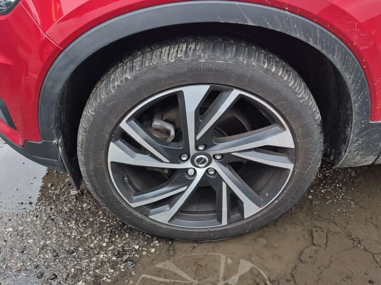 Volvo XC40 * R DESIGN * CARFAX * 2 КЛЮЧА * ПАНОРАМА * ПОДГРЕВ, снимка 6 - Автомобили и джипове - 54068874