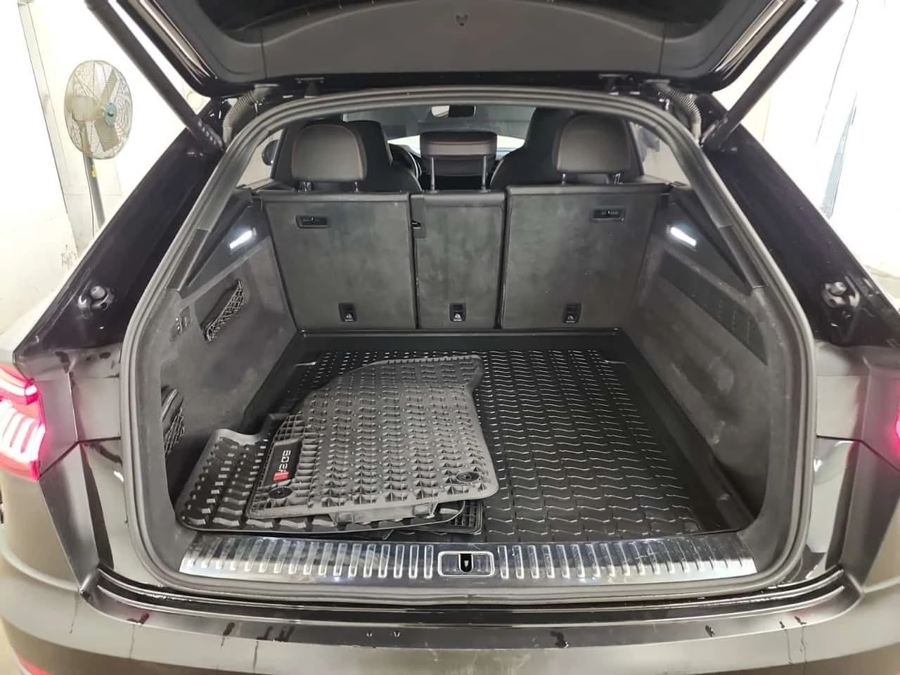 Audi RSQ8  4.0 TFSI QUATTRO | B&O | HEAD-UP | ���������  | Mobile.bg � ����������� 15