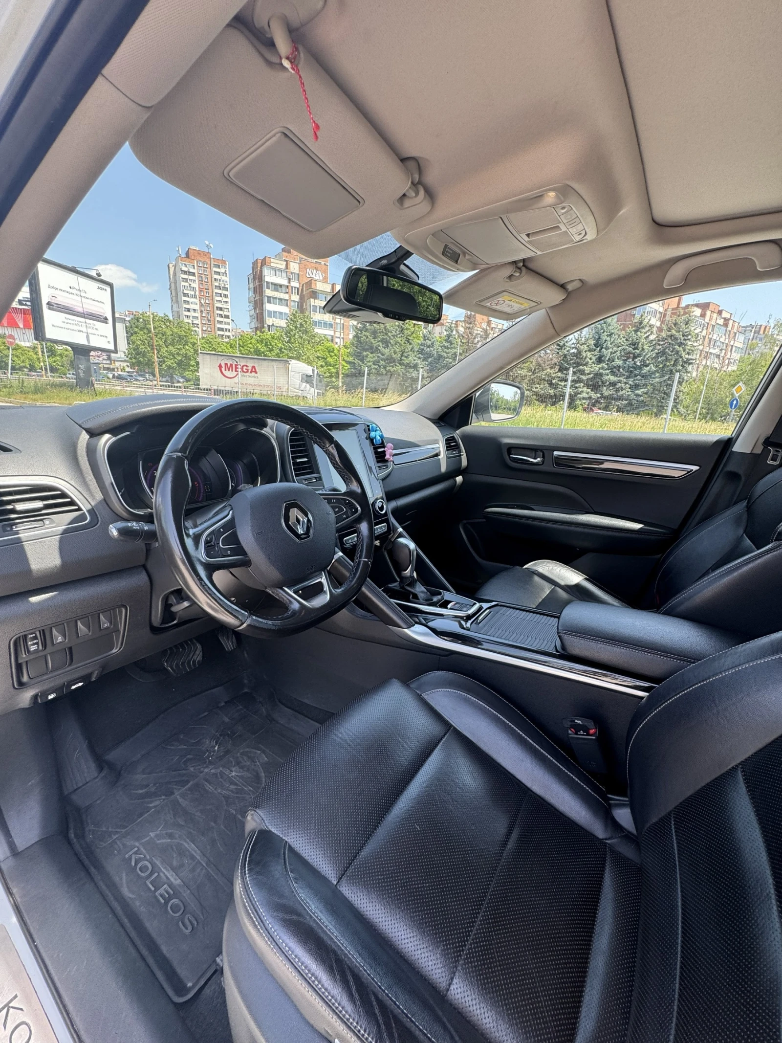 Renault Koleos 2.0 дизел 177кс, снимка 9 - Автомобили и джипове - 54710509