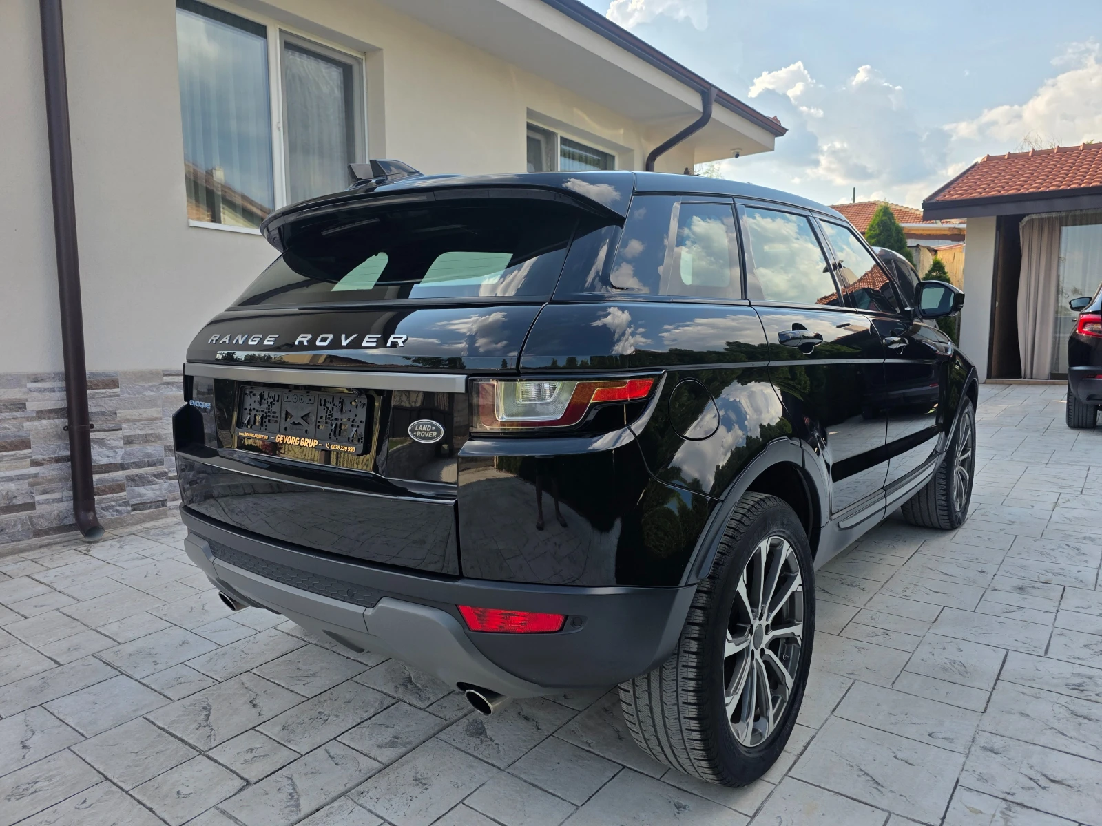 Land Rover Range Rover Evoque 2.0 D NAVI KOJA, снимка 5 - Автомобили и джипове - 54989361