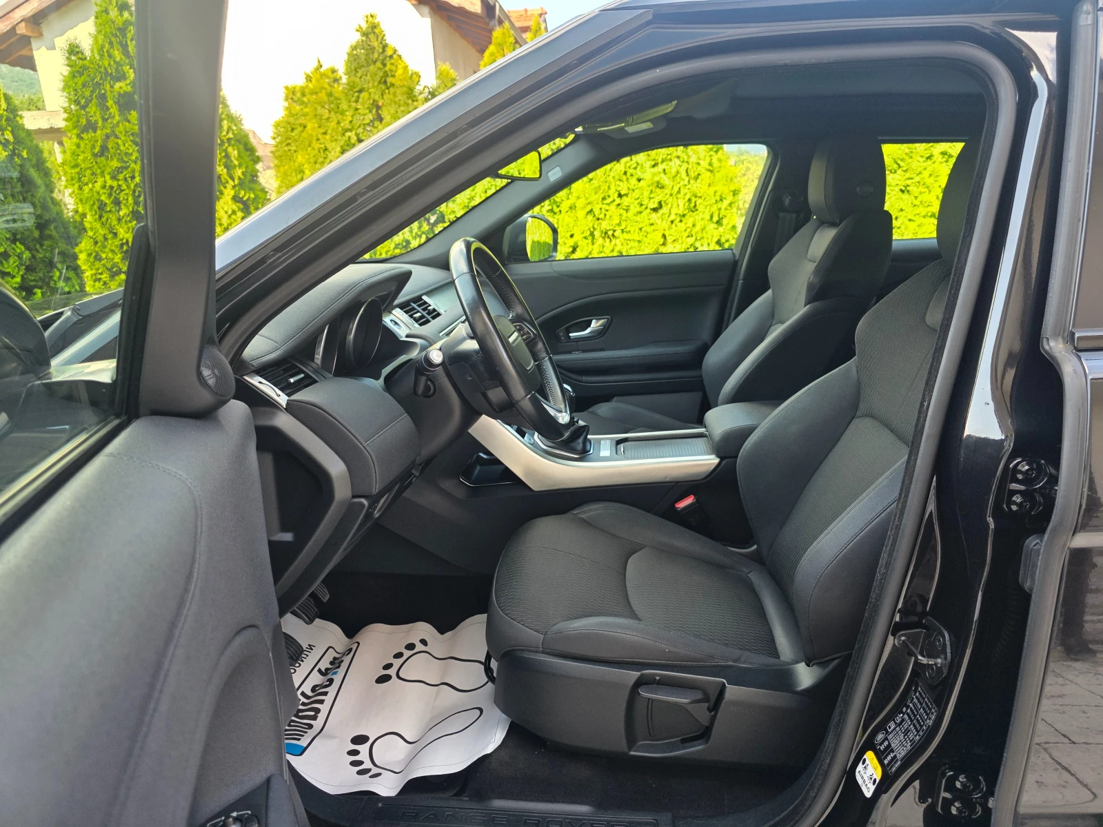 Land Rover Range Rover Evoque 2.0 D NAVI KOJA, снимка 12 - Автомобили и джипове - 54989361