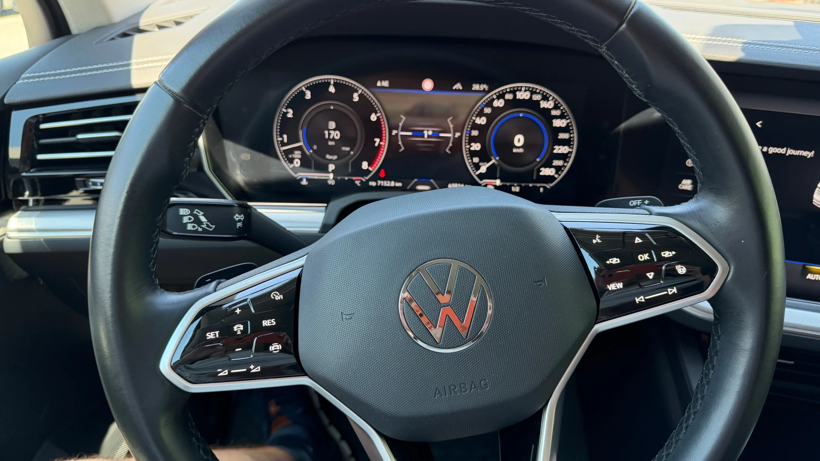 VW Touareg 3.0 V6 от България с ДДС, снимка 15 - Автомобили и джипове - 55049610