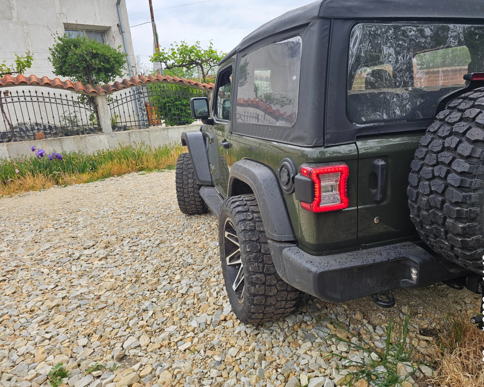 Jeep Wrangler 3.6 Sport, снимка 2 - Автомобили и джипове - 55064297
