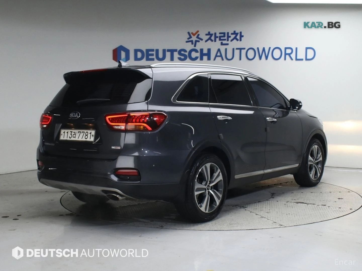 Kia Sorento NOBLESSE* 4WD* КОЖА* ПАНО* ПОДГРЕВ* ОБДУХВ* НАВИ, снимка 2 - Автомобили и джипове - 55085674