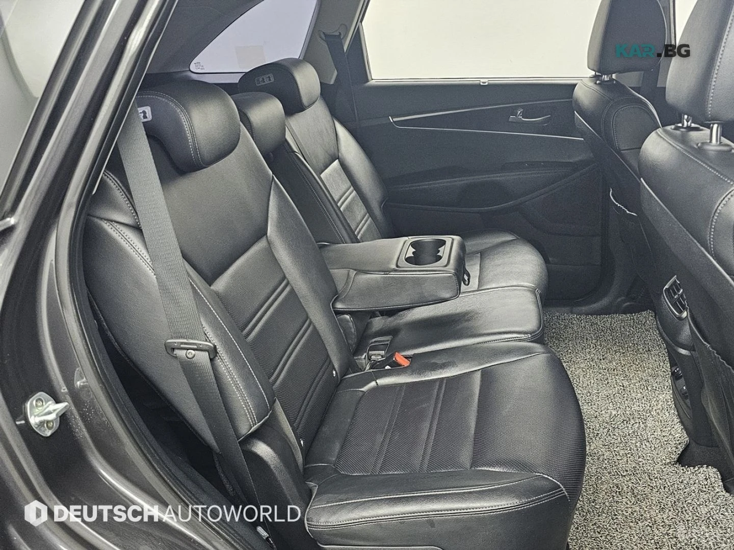 Kia Sorento NOBLESSE* 4WD* КОЖА* ПАНО* ПОДГРЕВ* ОБДУХВ* НАВИ, снимка 12 - Автомобили и джипове - 55085674