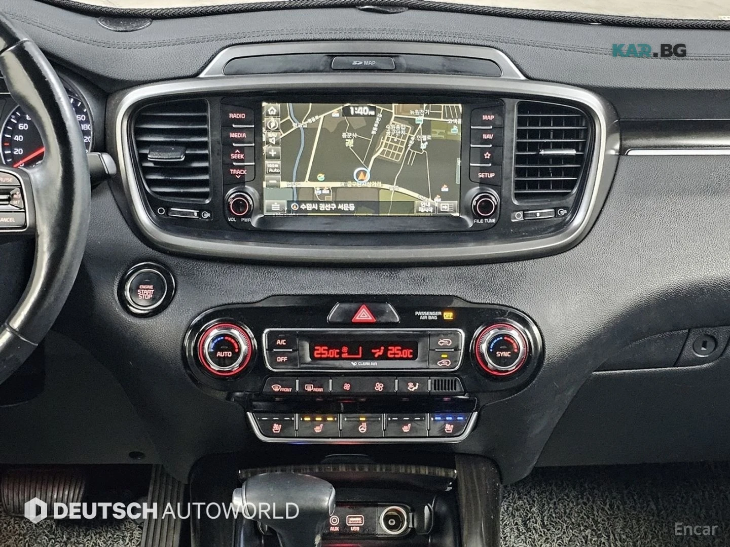 Kia Sorento NOBLESSE* 4WD* КОЖА* ПАНО* ПОДГРЕВ* ОБДУХВ* НАВИ, снимка 14 - Автомобили и джипове - 55085674