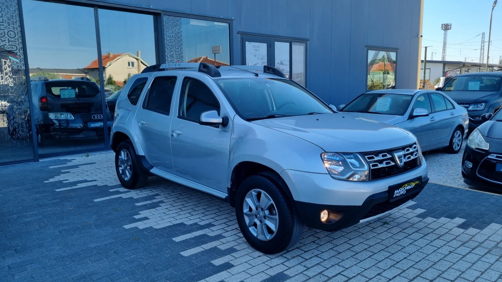 Dacia Duster 1.5 dci, снимка 2 - Автомобили и джипове - 55662094