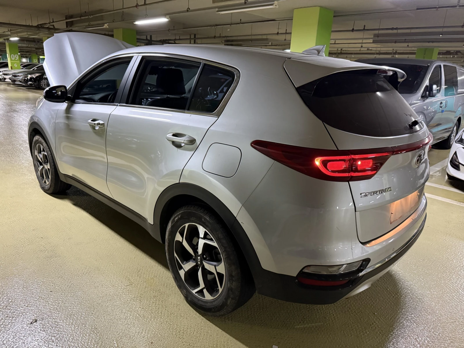 Kia Sportage 1.6 - ОЧАКВАН ВНОС, снимка 5 - Автомобили и джипове - 55706540