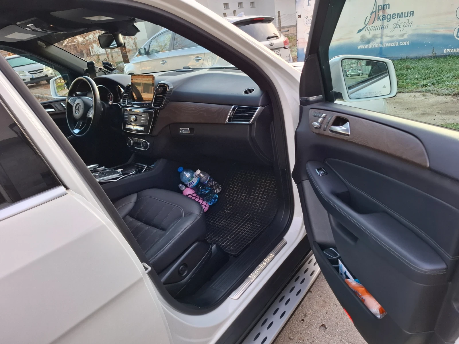 Mercedes-Benz GLE 350, снимка 9 - Автомобили и джипове - 55795131