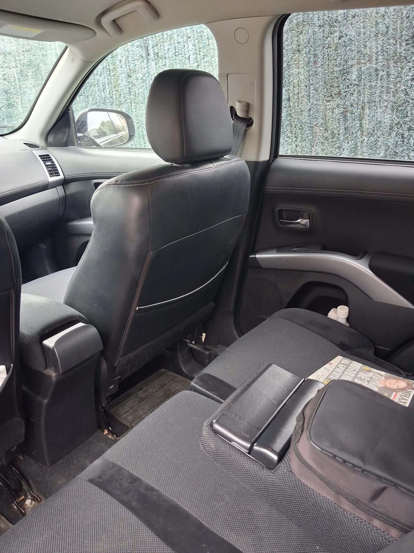 Mitsubishi Outlander 2009-2010, снимка 5 - Автомобили и джипове - 56162082