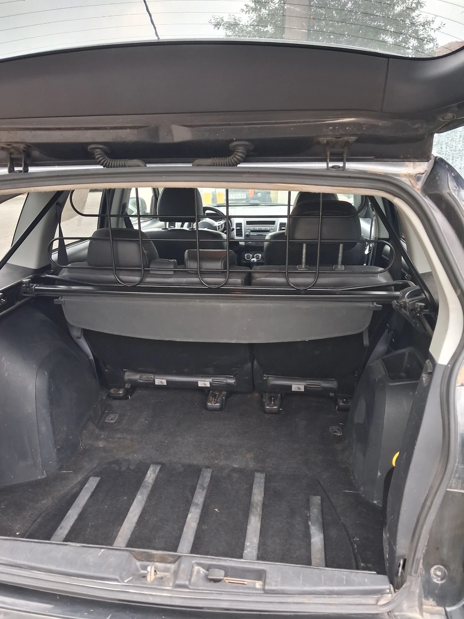 Mitsubishi Outlander 2009-2010, снимка 4 - Автомобили и джипове - 56162082