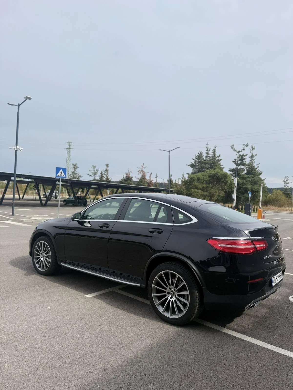 Mercedes-Benz GLC 250, снимка 4 - Автомобили и джипове - 56219771