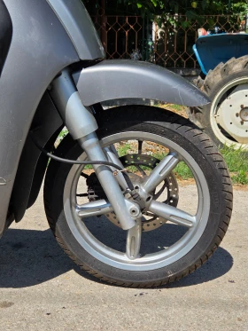 Aprilia Scarabeo 250, снимка 8