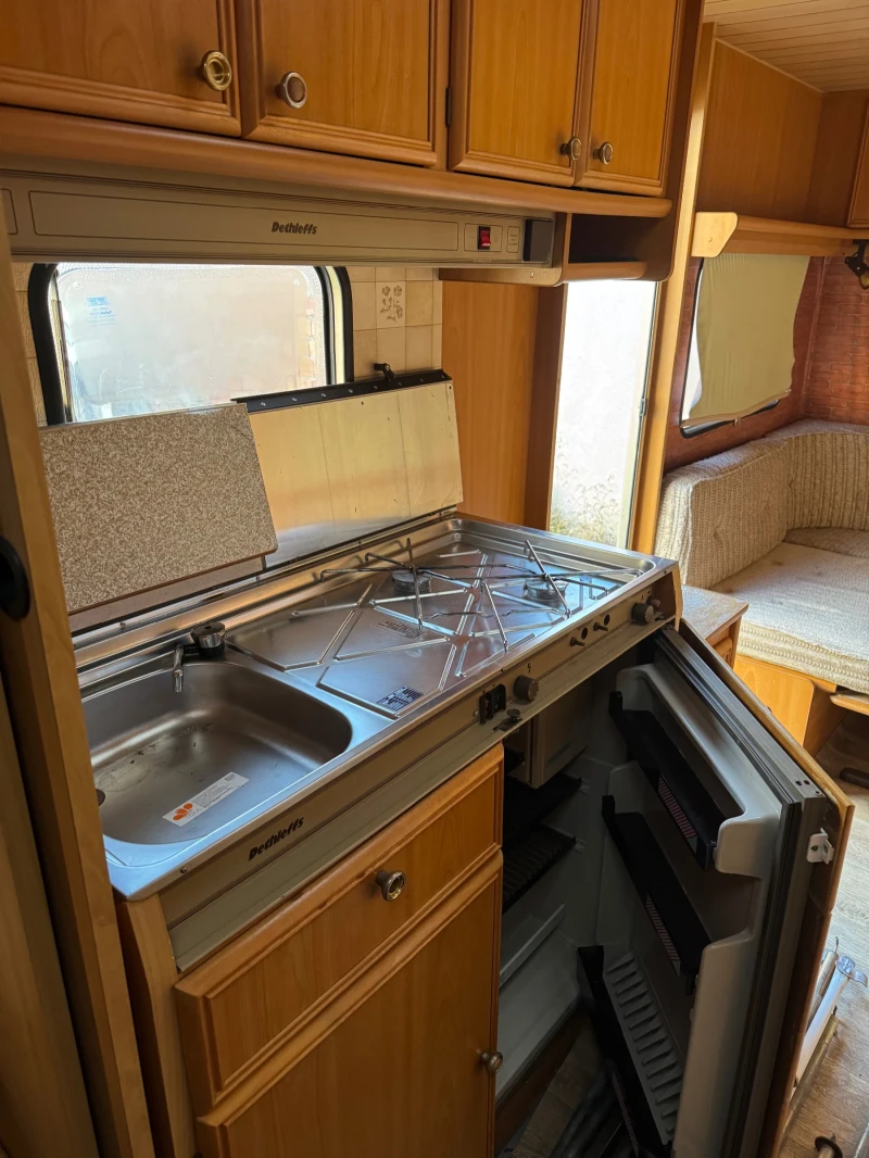 Каравана Dethleffs RN 5, снимка 6 - Каравани и кемпери - 53534025