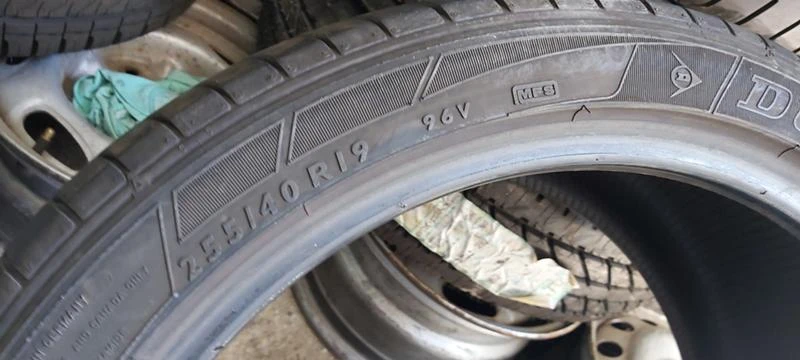 Гуми Летни 255/40R19, снимка 6 - Гуми и джанти - 33540262