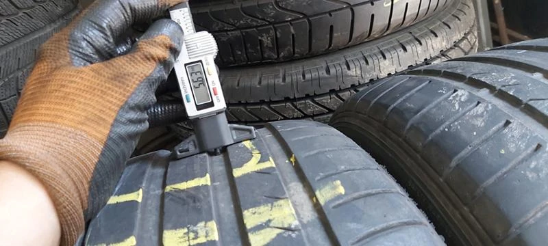 Гуми Летни 255/40R19, снимка 4 - Гуми и джанти - 33540262