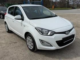 Hyundai I20 1.1CRDI-Климатик Ел пакет Мулти волан, снимка 8