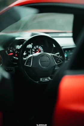 Chevrolet Camaro 6.2 SS, снимка 16