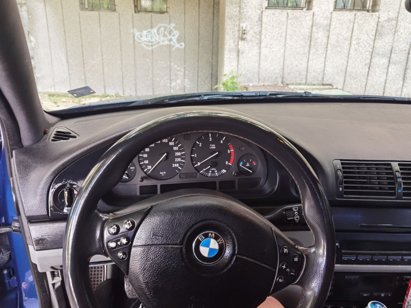 BMW 530, снимка 8 - Автомобили и джипове - 46227915