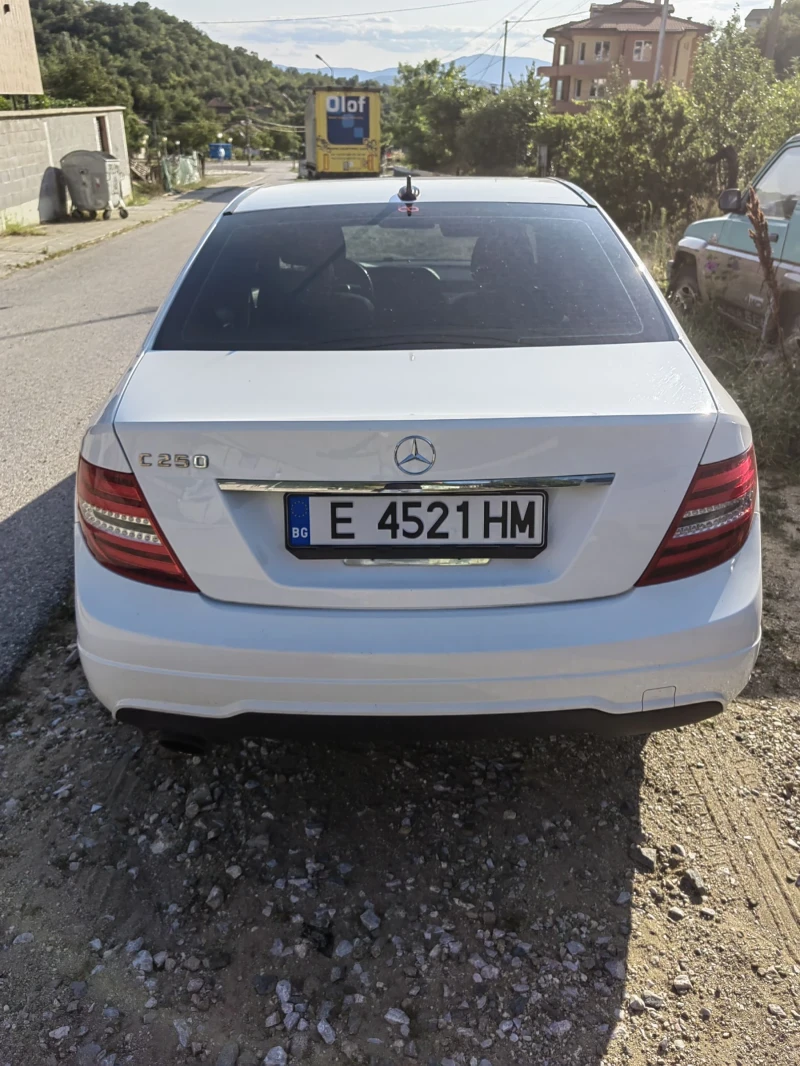 Mercedes-Benz C 250, снимка 2 - Автомобили и джипове - 47931610