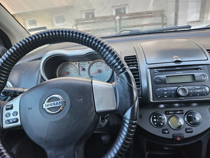 Nissan Note, снимка 5 - Автомобили и джипове - 48544423