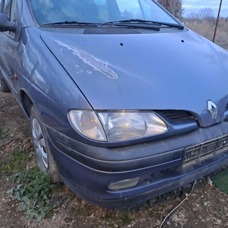 Renault Scenic, снимка 4 - Автомобили и джипове - 48954009