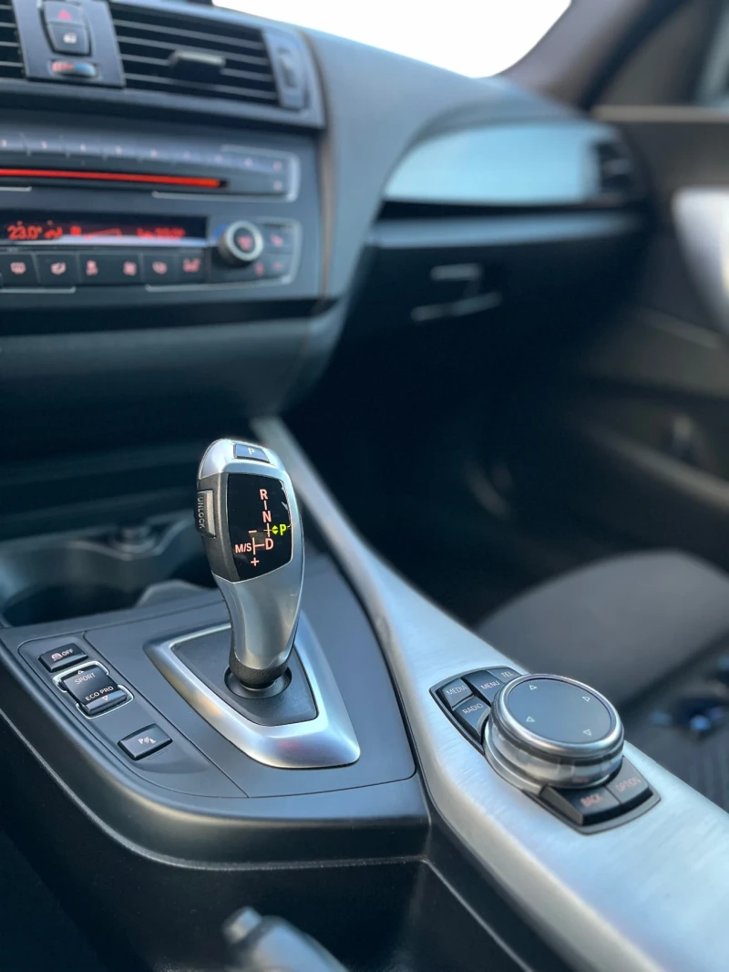 BMW 218, снимка 12 - Автомобили и джипове - 51394643