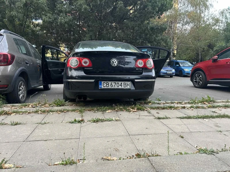 VW Passat, снимка 3 - Автомобили и джипове - 52864656
