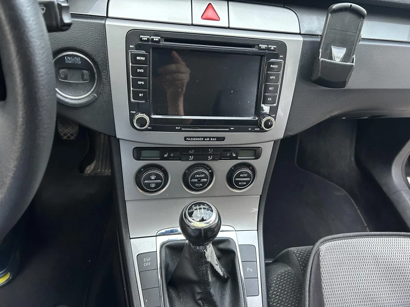 VW Passat, снимка 6 - Автомобили и джипове - 52864656