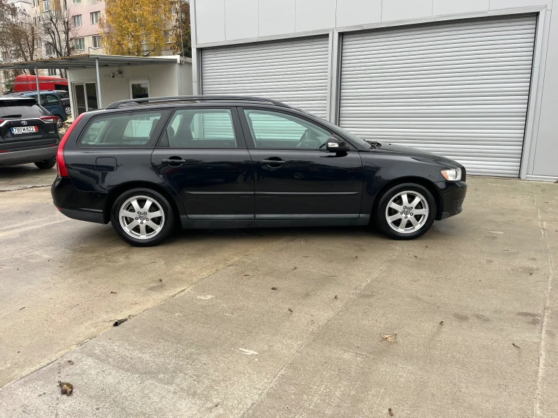 Volvo V50 1.6d, снимка 5 - Автомобили и джипове - 52341613