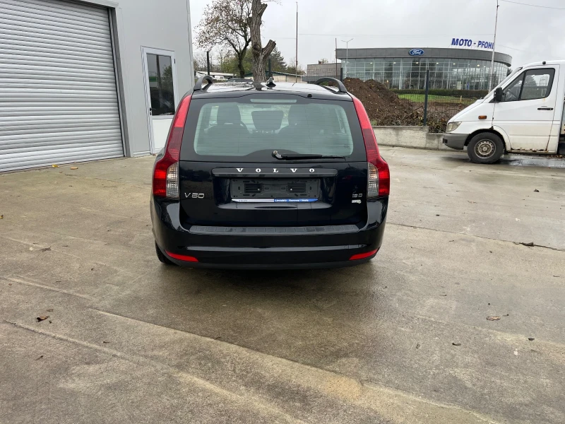 Volvo V50 1.6d, снимка 7 - Автомобили и джипове - 52341613